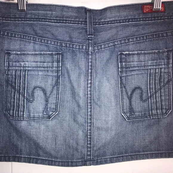 COH Women’s medium blue denim mini skirt with pockets in size 28 or 6 in EUC - Picture 7 of 11
